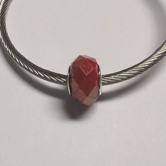 Red Faceted Charm for Pandora Style‎ Bracelet - Picture 1 of 4